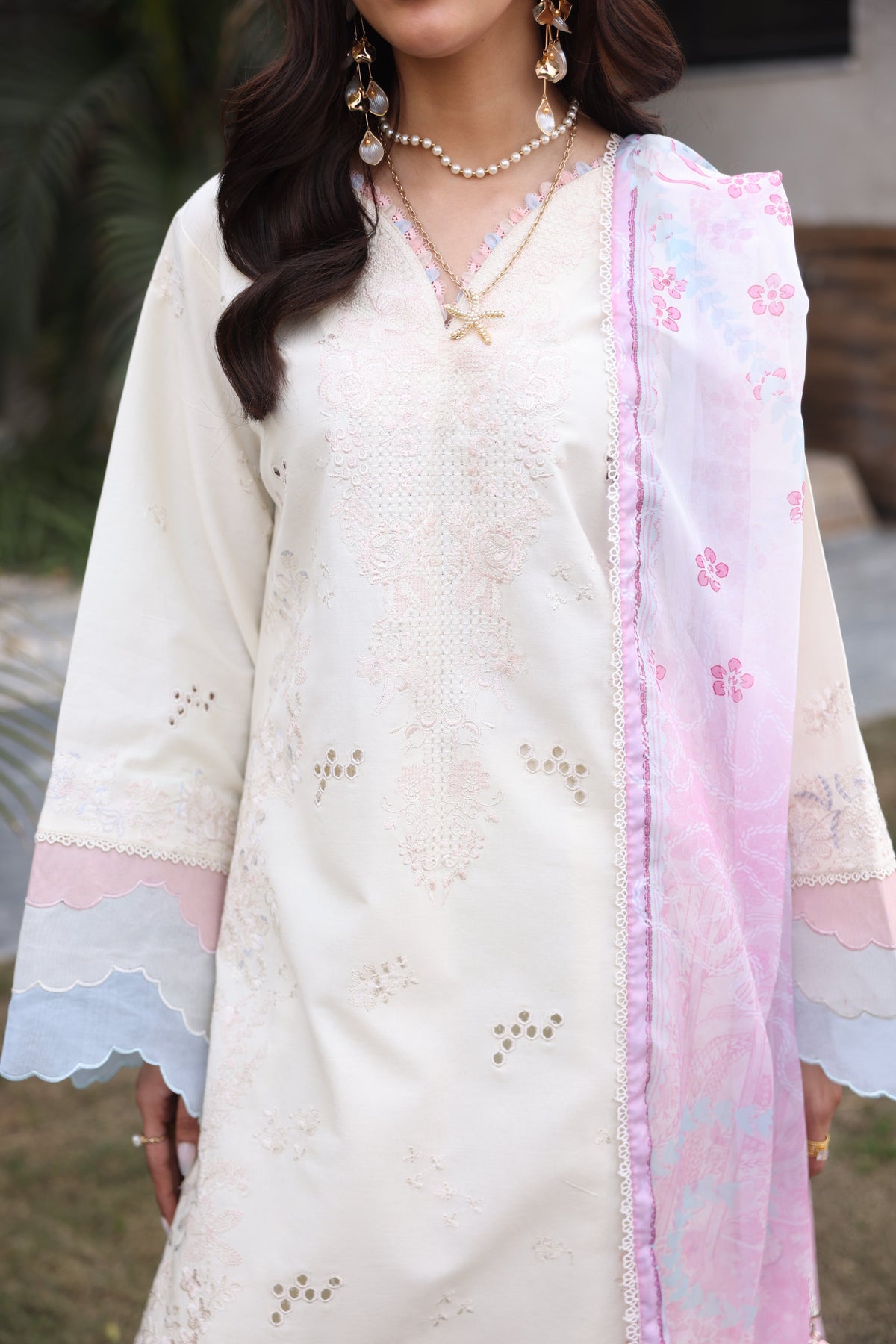 Ivory Rose